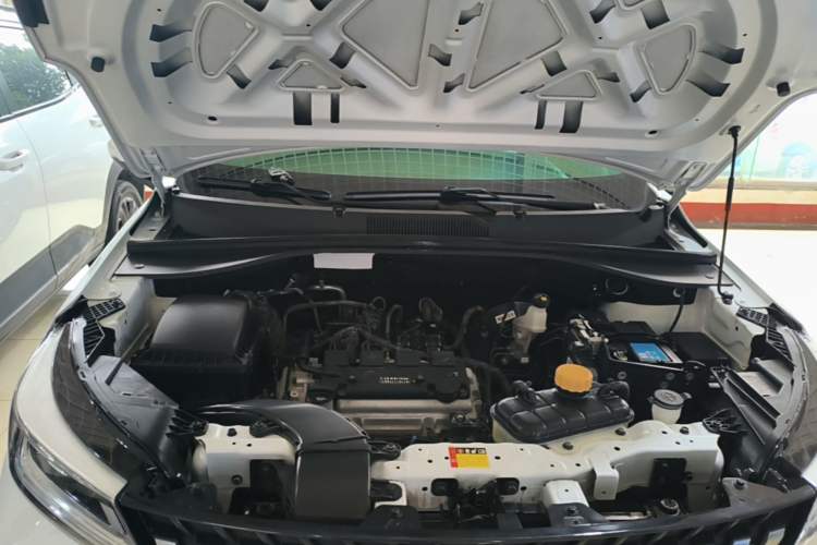 Used Wuling Alvez 2022 1.5L Manual Free-Style Model Engine Bay