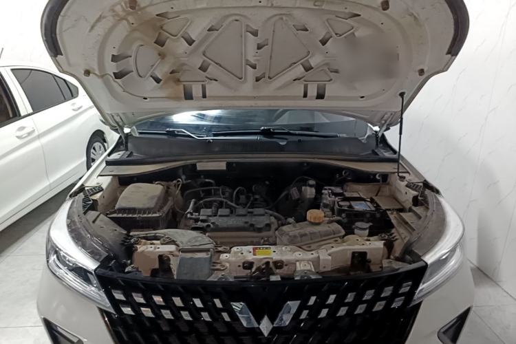 Used Wuling Alvez 2022 1.5L Manual Free-Style Model Engine Bay