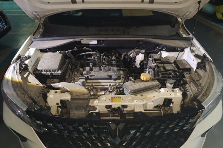 Used Wuling Alvez 2022 1.5L Manual Free-Style Model Engine Bay