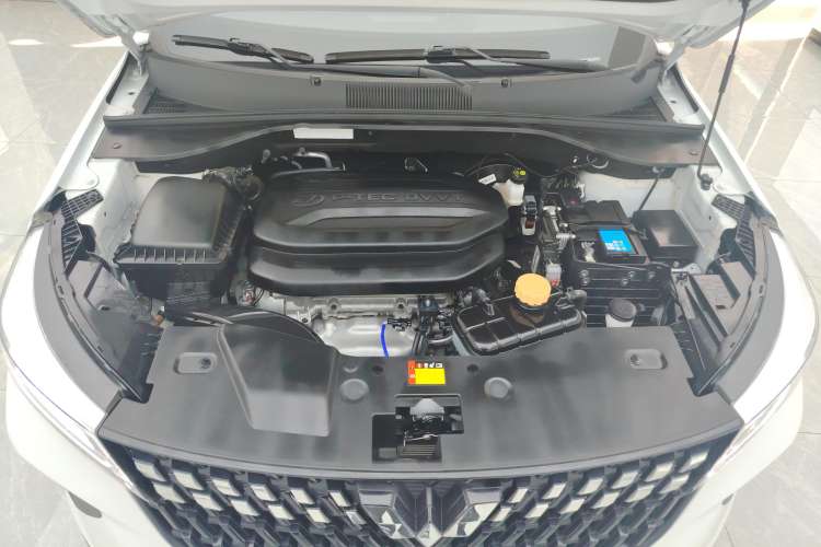 Used Wuling Alvez 2022 1.5L Manual Comfort Version Engine Bay