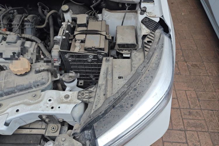 Used Wuling Alvez 2022 1.5L Manual Free-Style Model Engine Bay Left