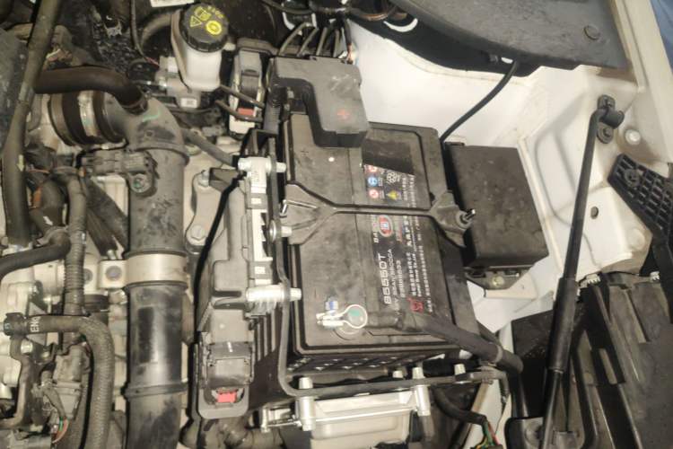 Used Wuling Alvez 2022 1.5T CVT Trendy & Cool Edition Engine Bay Left