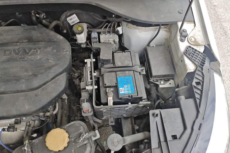Used Wuling Alvez 2022 1.5L Manual Comfort Version Engine Bay Left
