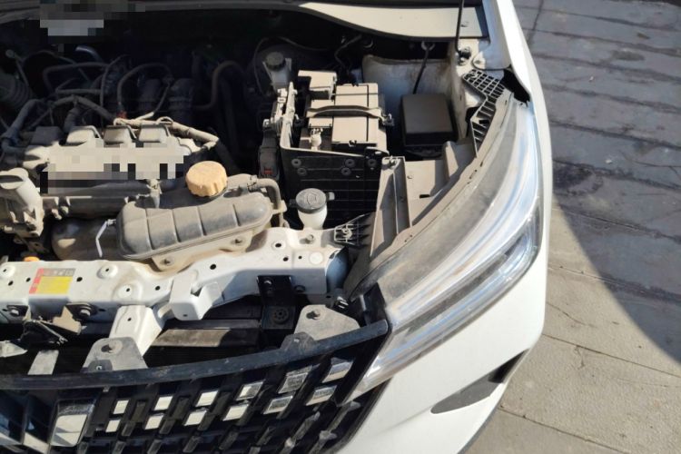 Used Wuling Alvez 2022 1.5L Manual Free-Style Model Engine Bay Left