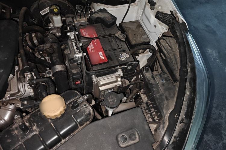 Used Wuling Alvez 2022 1.5T CVT Trendy & Cool Edition Engine Bay Left