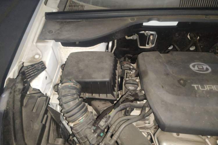 Used Wuling Alvez 2022 1.5T CVT Trendy & Cool Edition Engine Bay Right