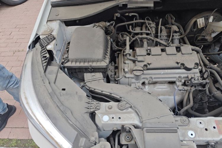 Used Wuling Alvez 2022 1.5L Manual Free-Style Model Engine Bay Right