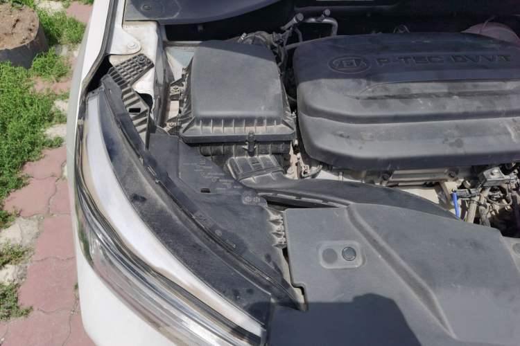 Used Wuling Alvez 2022 1.5L Manual Free-Style Model Engine Bay Right