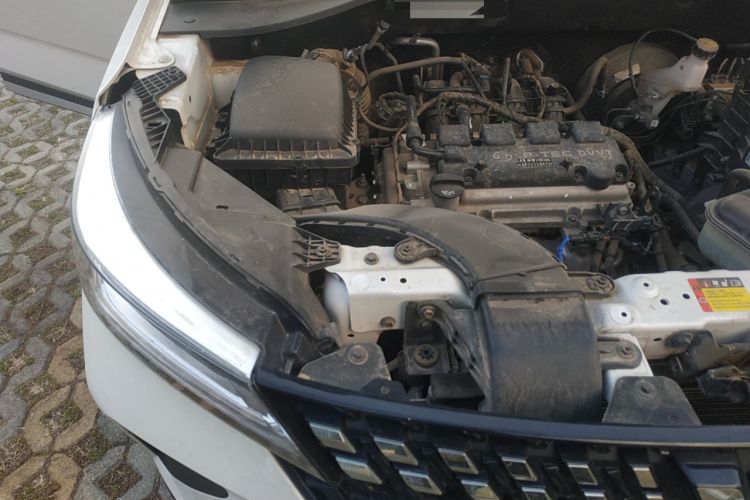 Used Wuling Alvez 2022 1.5L Manual Free-Style Model Engine Bay Right