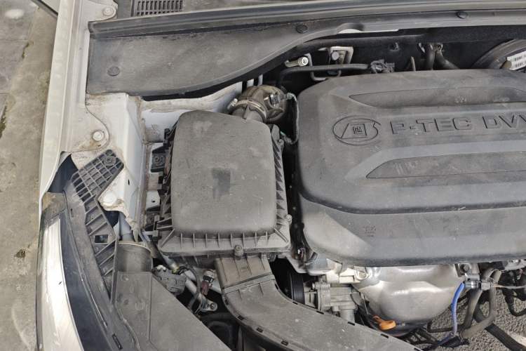 Used Wuling Alvez 2022 1.5L Manual Comfort Version Engine Bay Right