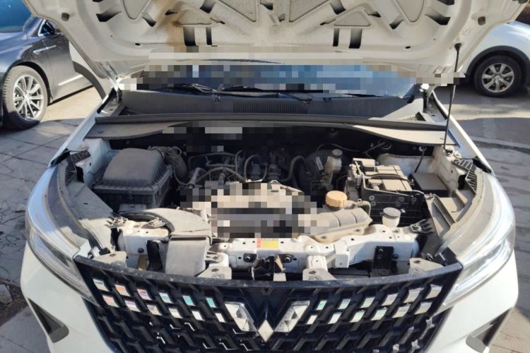 Used Wuling Alvez 2022 1.5L Manual Free-Style Model Engine Bay
