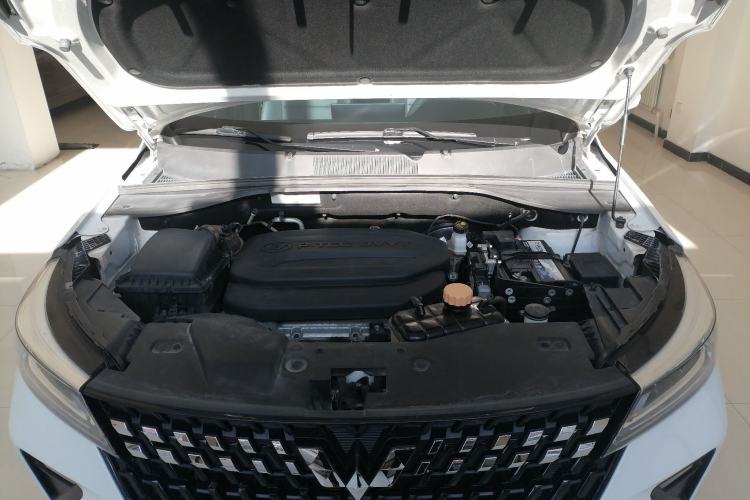 Used Wuling Alvez 2022 1.5L Manual Comfort Version Engine Bay