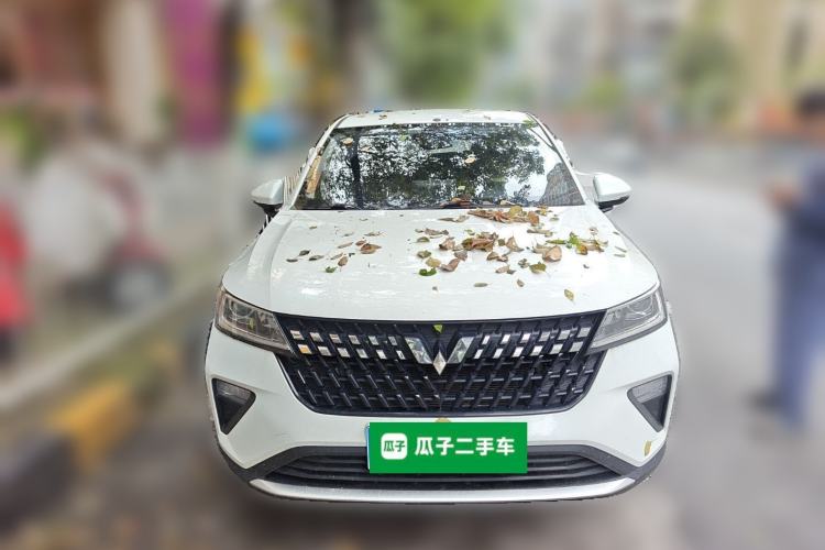 Used Wuling Alvez 2022 1.5L Manual Free-Style Model Exterior 1