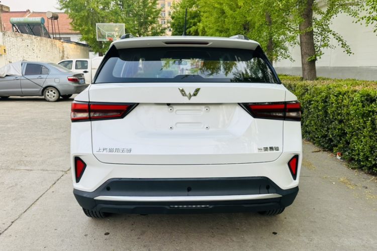 Used Wuling Alvez 2022 1.5L Manual Free-Style Model Exterior 1