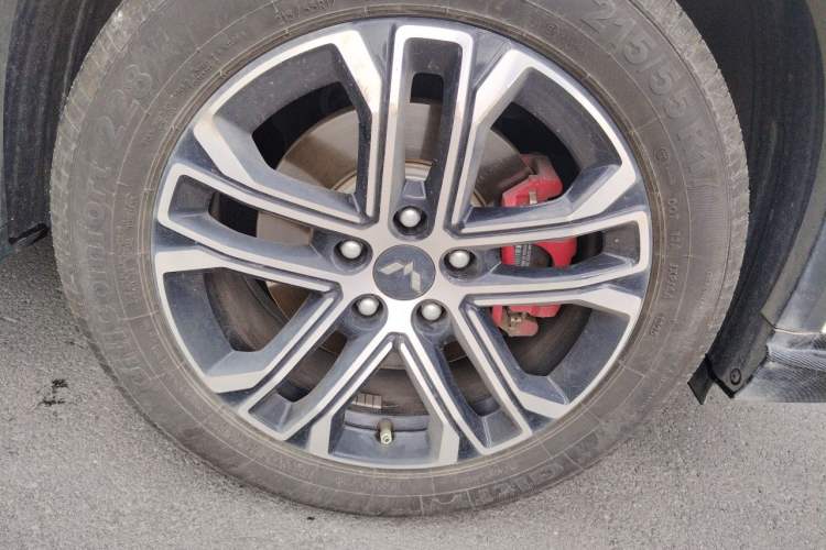 Used Wuling Alvez 2022 1.5T CVT Trendy & Cool Edition Exterior 1