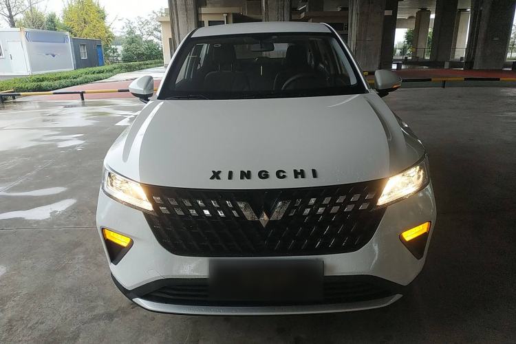 Used Wuling Alvez 2022 1.5L Manual Free-Style Model Exterior 1