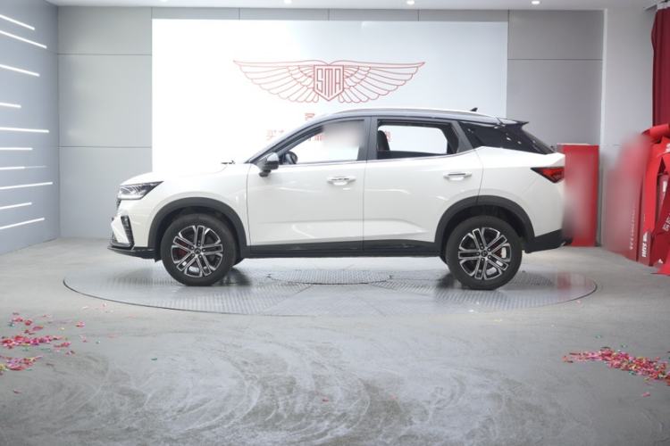 Used Wuling Alvez 2022 1.5T CVT Trendy & Cool Edition Exterior 2