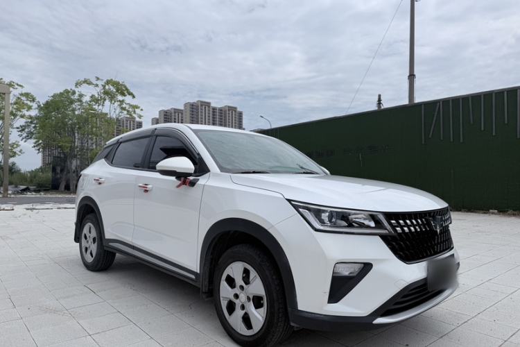 Used Wuling Alvez 2022 1.5L Manual Free-Style Model Exterior 2