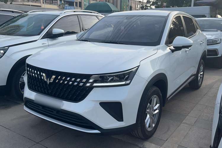 Used Wuling Alvez 2022 1.5L CVT Comfort Edition Exterior 2