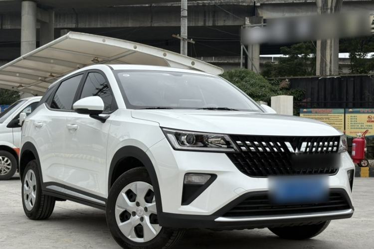 Used Wuling Alvez 2022 1.5L Manual Free-Style Model Exterior 2