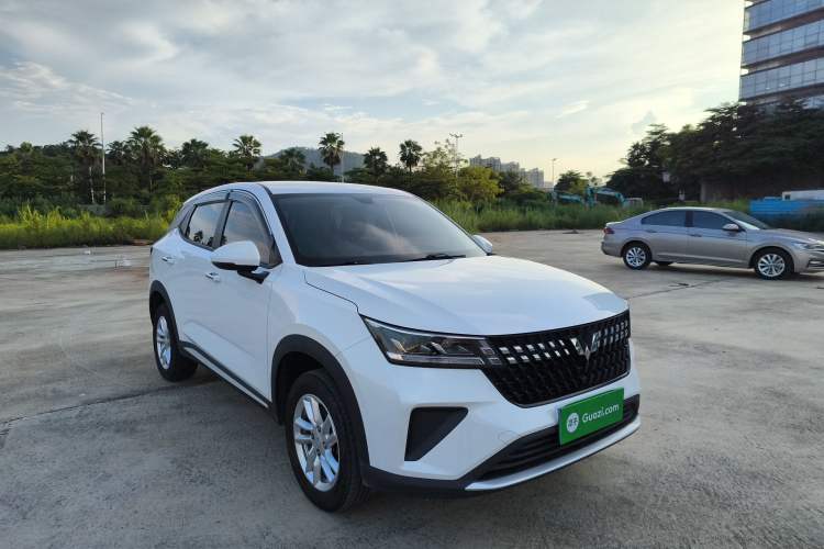 Used Wuling Alvez 2022 1.5L CVT Comfort Edition Exterior 2