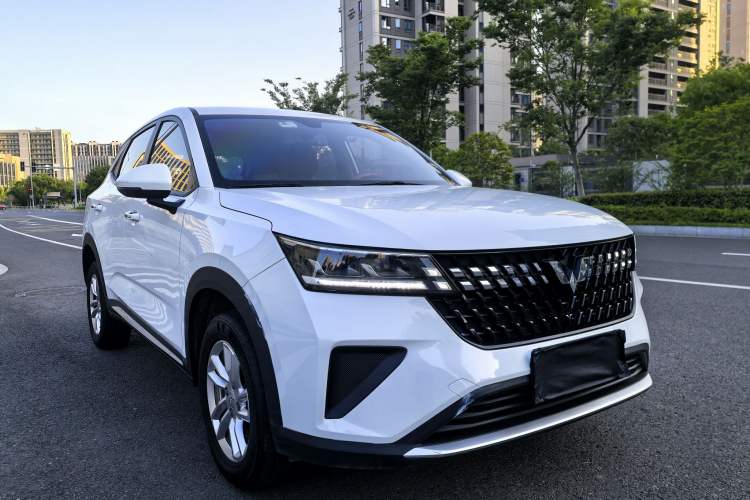 Used Wuling Alvez 2022 1.5L CVT Comfort Edition Exterior 2