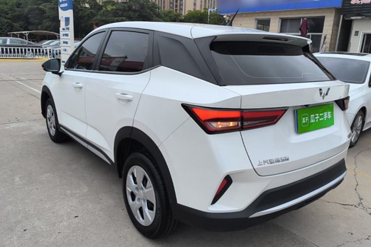 Used Wuling Alvez 2022 1.5L Manual Free-Style Model Exterior 2