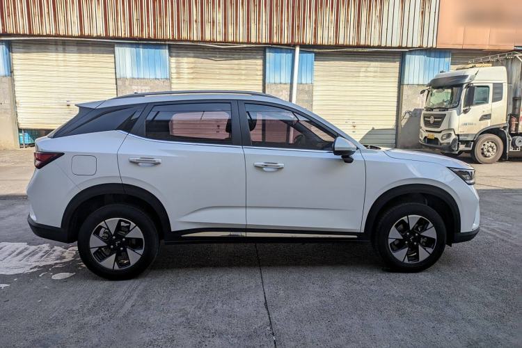 Used Wuling Alvez 2022 1.5L CVT Comfort Edition Exterior 3