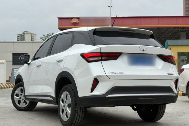 Used Wuling Alvez 2022 1.5L Manual Free-Style Model Exterior 4