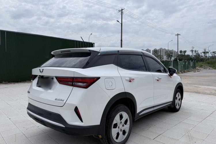 Used Wuling Alvez 2022 1.5L Manual Free-Style Model Exterior 5
