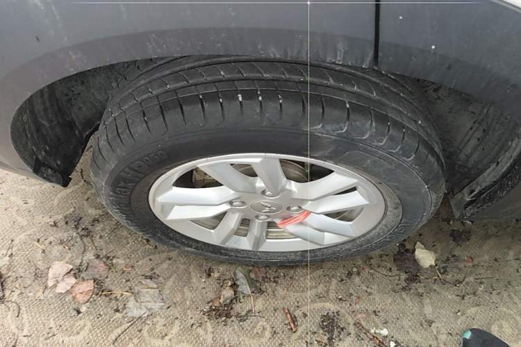 Used Wuling Alvez 2022 1.5L Manual Comfort Version Exterior 5