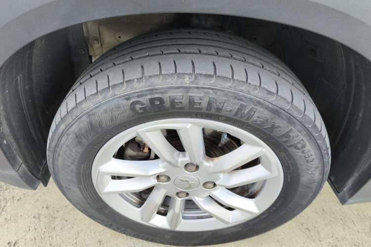 Used Wuling Alvez 2022 1.5L CVT Comfort Edition Exterior 7