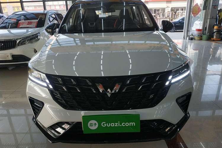 Used Wuling Alvez 2022 1.5T CVT Trendy & Cool Edition Front