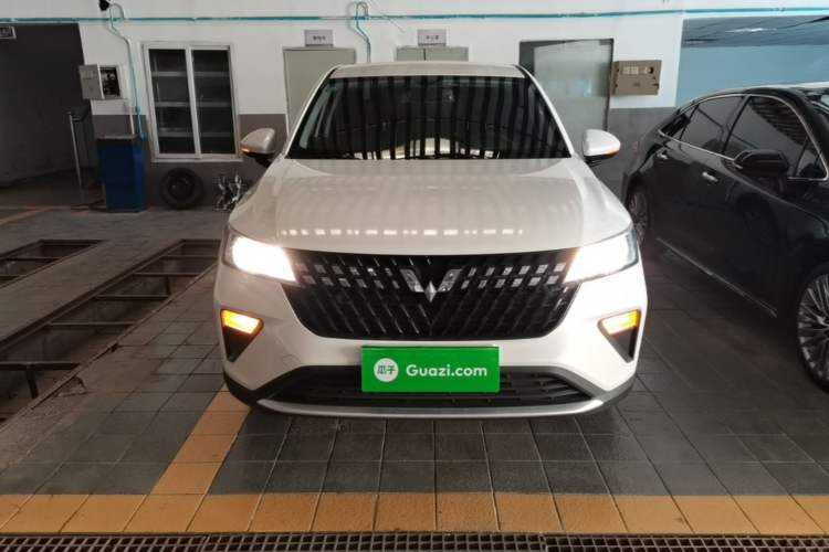Used Wuling Alvez 2022 1.5L Manual Free-Style Model Front