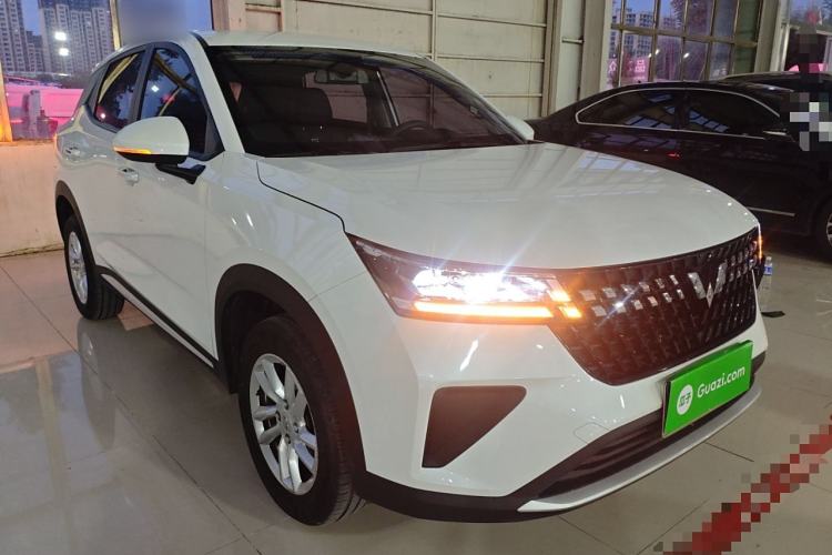 Used Wuling Alvez 2022 1.5L CVT Comfort Edition Front Right 45 Deg