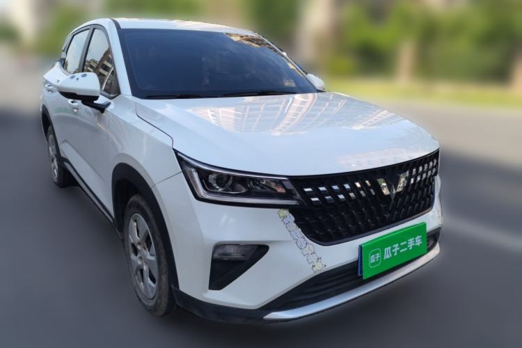 Used Wuling Alvez 2022 1.5L Manual Free-Style Model Front Right 45 Deg