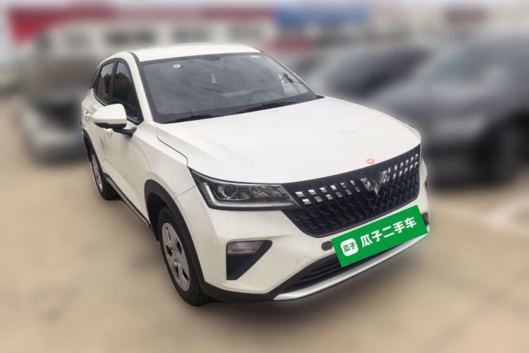 Used Wuling Alvez 2022 1.5L Manual Free-Style Model Front Right 45 Deg