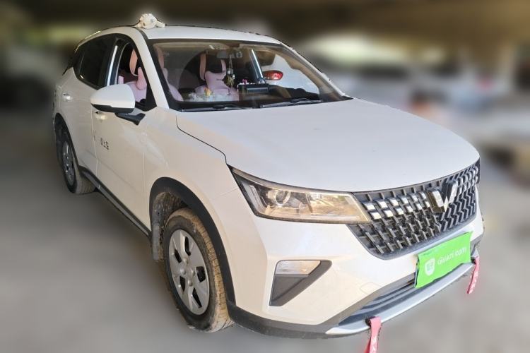 Used Wuling Alvez 2022 1.5L Manual Free-Style Model Front Right 45 Deg