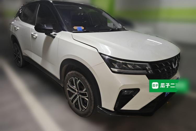 Used Wuling Alvez 2022 1.5T CVT Trendy & Cool Edition Front Right 45 Deg