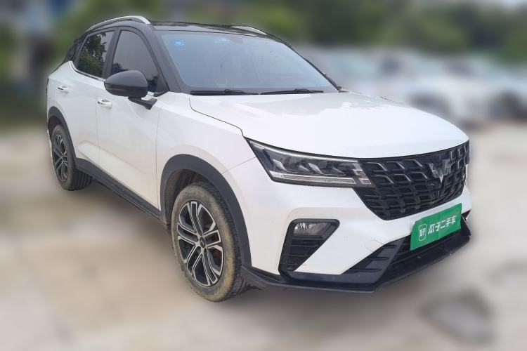 Used Wuling Alvez 2022 1.5T CVT Trendy & Cool Edition Front Right 45 Deg