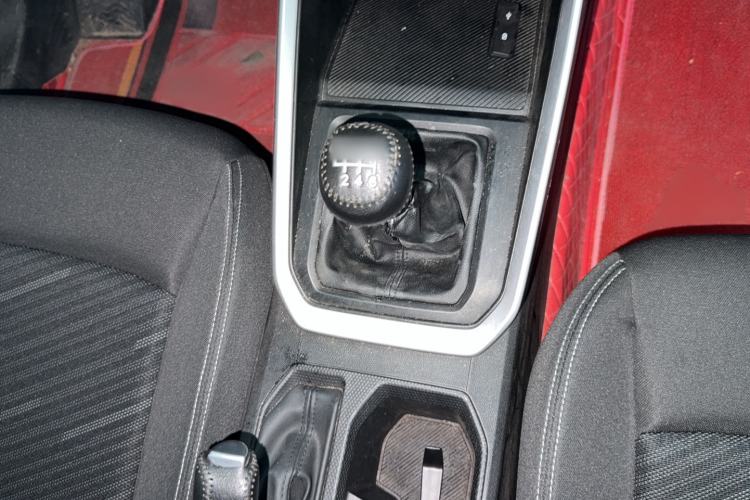 Used Wuling Alvez 2022 1.5L Manual Free-Style Model Gear Lever