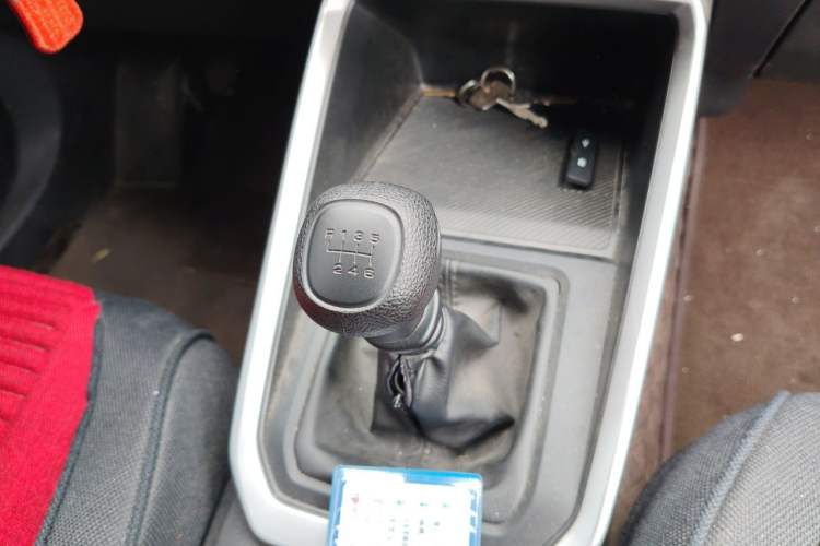 Used Wuling Alvez 2022 1.5L Manual Free-Style Model Gear Lever