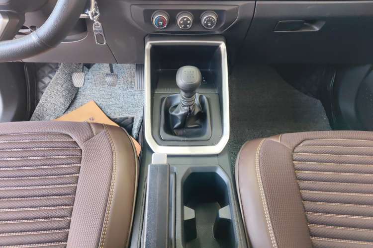 Used Wuling Alvez 2022 1.5L Manual Free-Style Model Gear Lever