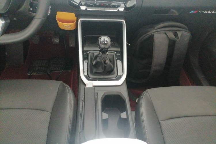 Used Wuling Alvez 2022 1.5L Manual Comfort Version Gear Lever