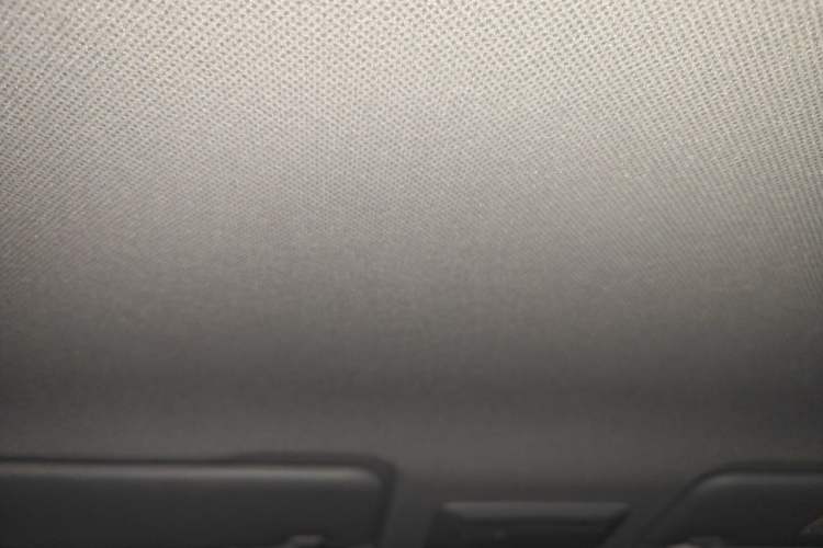 Used Wuling Alvez 2022 1.5L CVT Comfort Edition Headliner