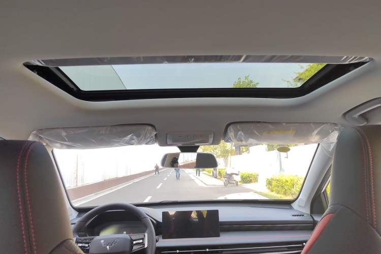 Used Wuling Alvez 2022 1.5T CVT Trendy & Cool Edition Headliner