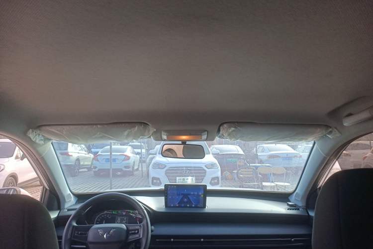 Used Wuling Alvez 2022 1.5L Manual Free-Style Model Headliner