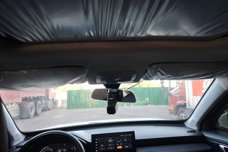 Used Wuling Alvez 2022 1.5L Manual Comfort Version Headliner