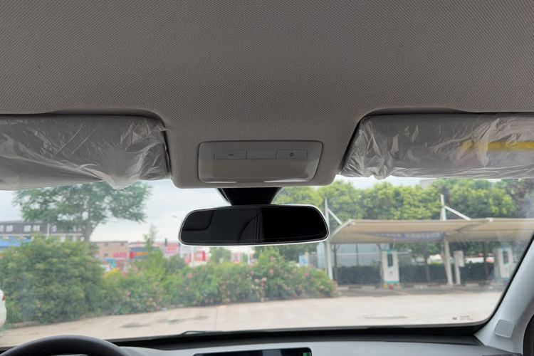 Used Wuling Alvez 2022 1.5L CVT Comfort Edition Headliner