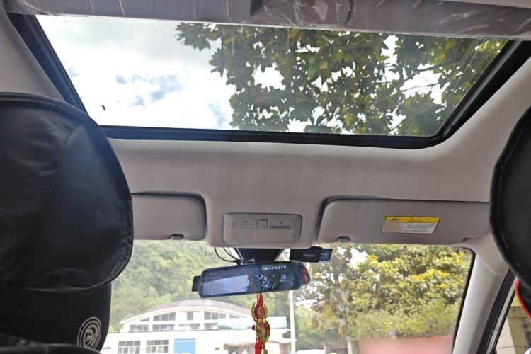 Used Wuling Alvez 2022 1.5L Manual Comfort Version Headliner